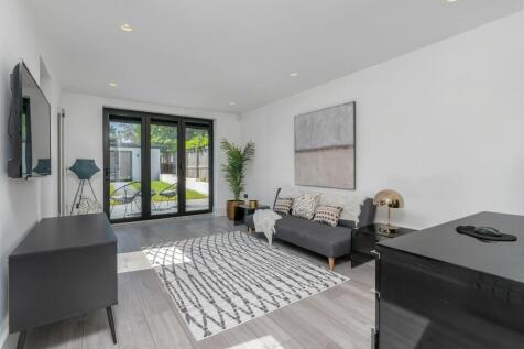 Annexe Lounge