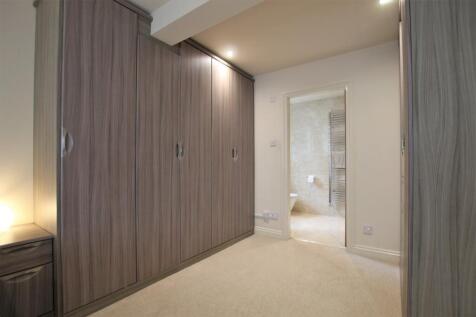 Walk In Wardrobes