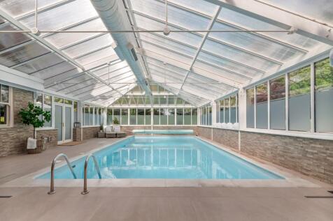 Swinning Pool