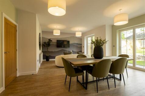 dining/family area