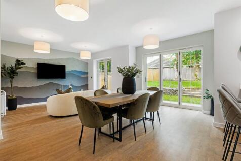 Dining/Family room