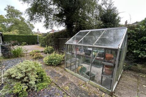 Garden/Possible Extr