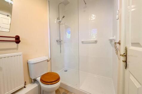 Ensuite Shower Room
