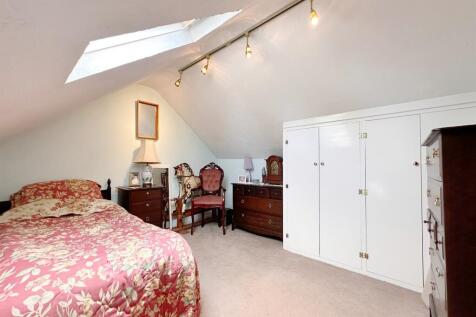 Loft Room 2