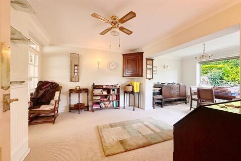 Sitting Dining Room