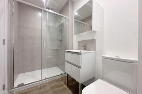 Ensuite Shower Room