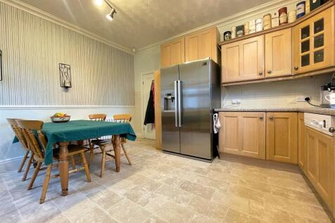 Kitchen/Breakfast Ro
