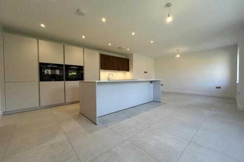 Kitchen/Dining/Famil
