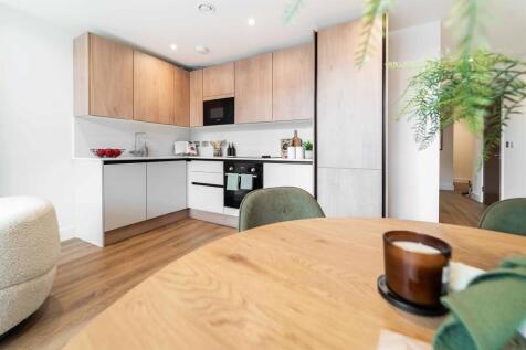 Kitchen/Dining area