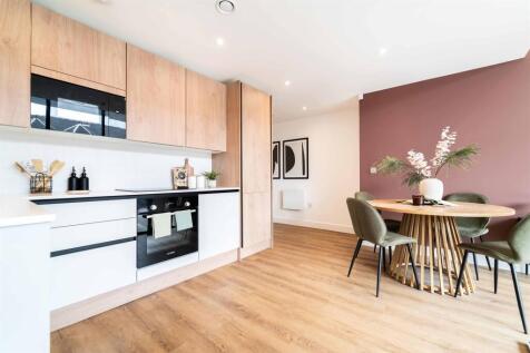 Kitchen/Dining area