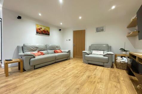 Kitchen/Diner/Family