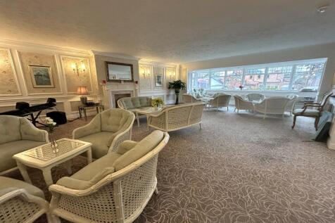 Communal Lounge