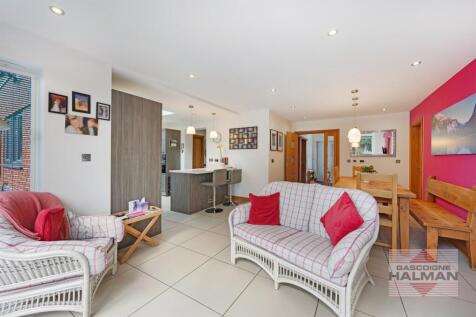 Living-Dining Kitche