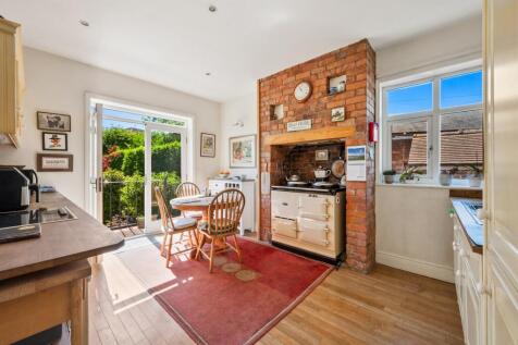 Breakfast Kitchen