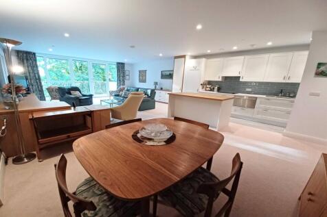 Living-Dining Area