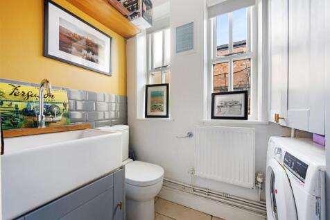 Utility Room/WC