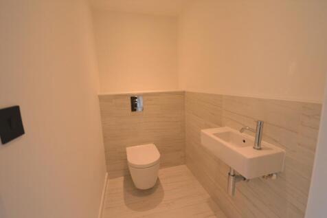 Cloaks wc.