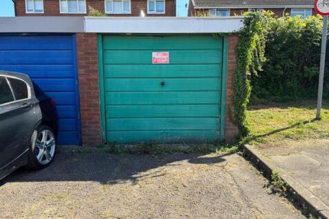 garage.jpg