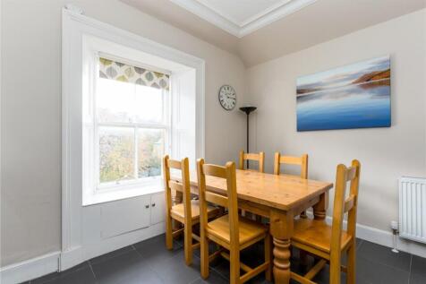 Douglas Crescent 23