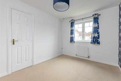 Hawk Crescent 35