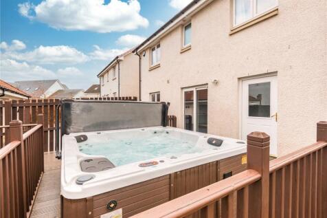 Hawk Crescent 54