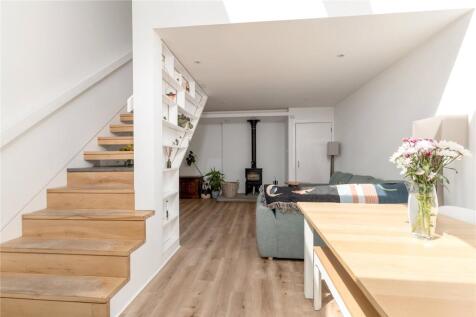 Redhall View 13