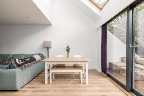 Redhall View 15