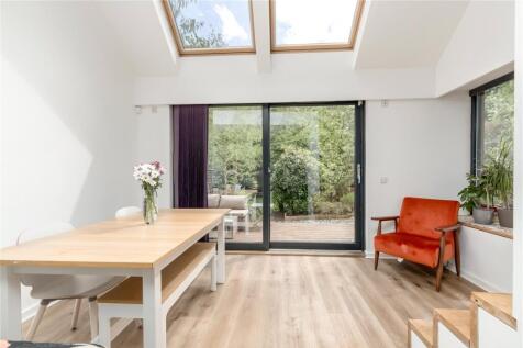 Redhall View 14