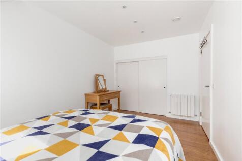 Redhall View 20