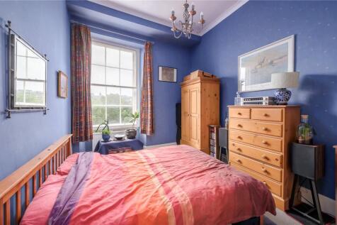 Bellevue Terrace 16