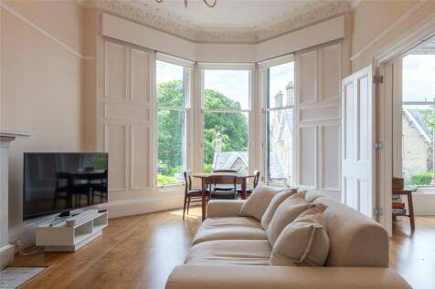 Ravelston Place 0274