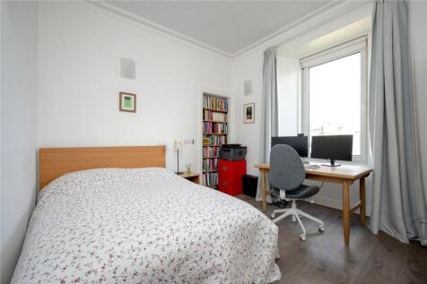 Earlston Place 10