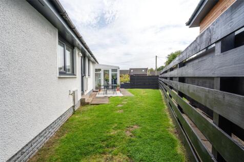 Cramond Rd S 03