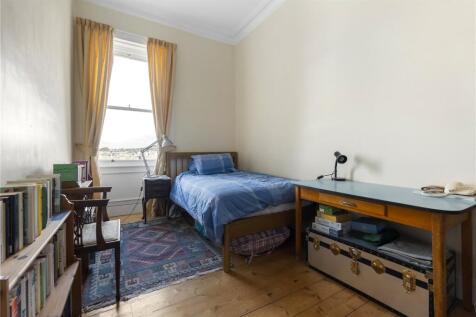 East Claremont 46