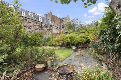 37 2f1 Bath St 33