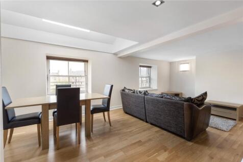 Hermand Crescent 5