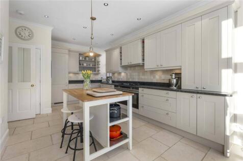 27 Falcon Gardens 12