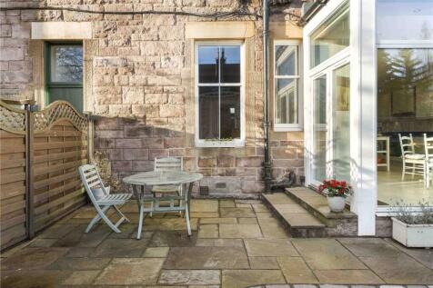 27 Falcon Gardens 32