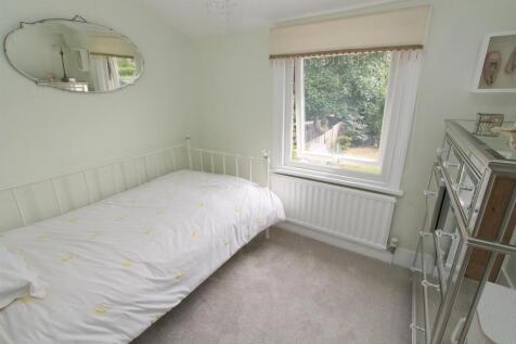 bed 4.jpg