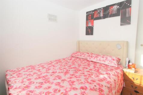 BED 1 B.JPG