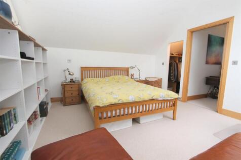 bed 1c.JPG