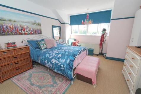bed 1b.jpg