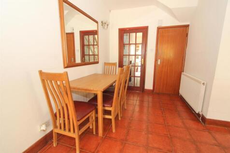 BREAKFAST AREA.jpg