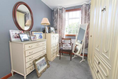 dressing area.jpg