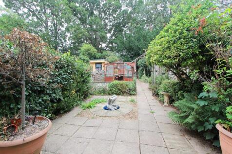 GARDEN.JPG