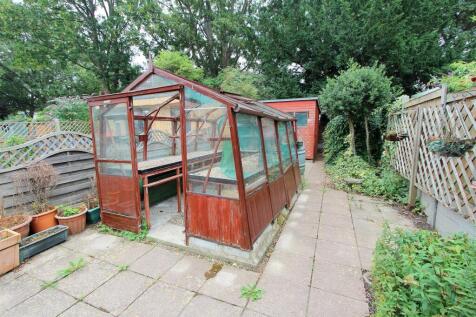 GARDEN B.JPG