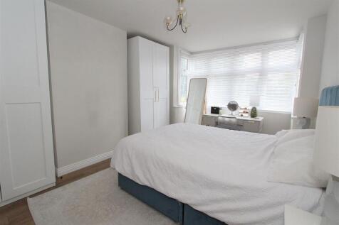 bed 1.JPG