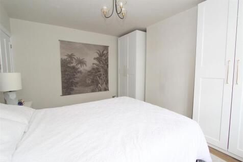 bed 1b.JPG