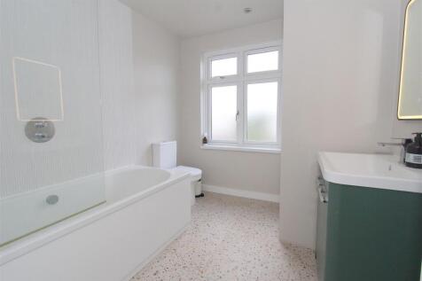bath.JPG