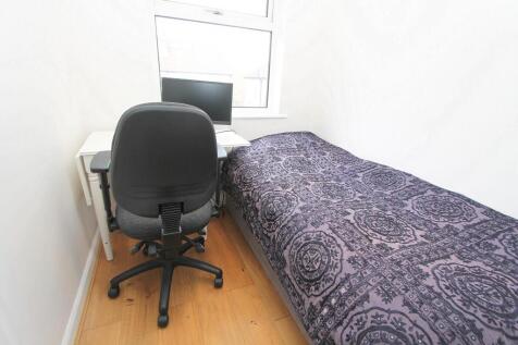 bed 4.JPG